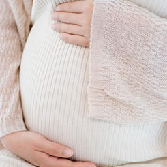 这种理想主义的🇧🇩🏆叙事，在那个🐒👹“黄金时代”显🍏得无比真实和可♒